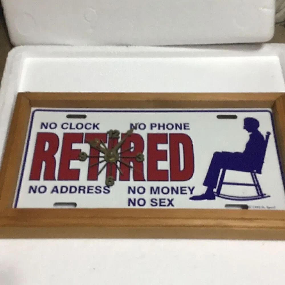 Great vintage 1992 license plate made into a wall clock